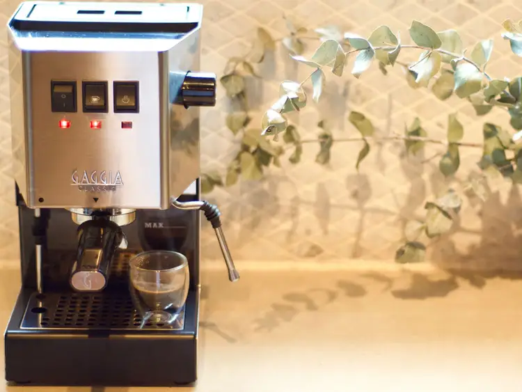 Gaggia Classic Pro Espresso Machine: The Perfect Espresso Machine for Home Baristas